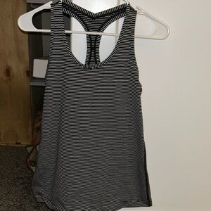 ⭐️HP⭐️Lululemon tank top